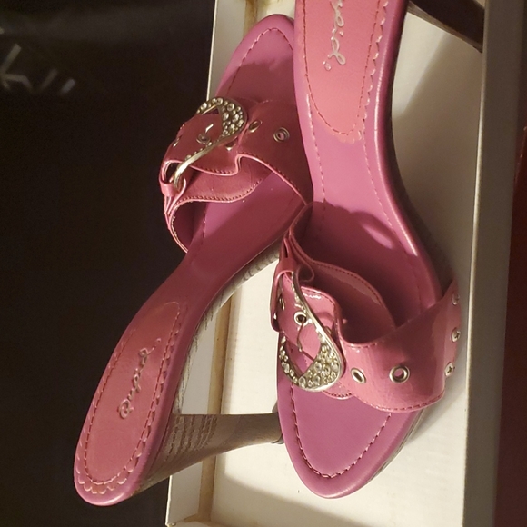 Pink  4" strapless high heels - Picture 3 of 4